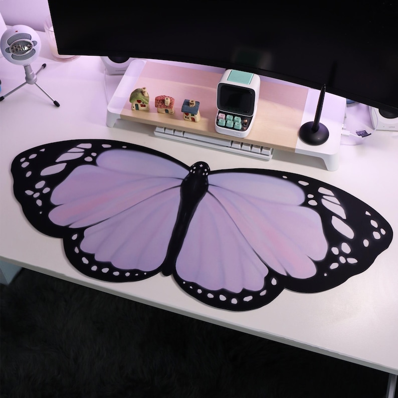 Purple Lilac Butterfly Deskmat - Tradescantia Purple 评论和价格